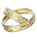 Ringmaterial:
    Weißgold und...